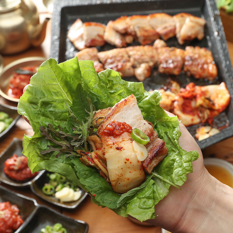 【女性限定割引♪】プルコギやサムギョプサルが食べ飲み放題！！